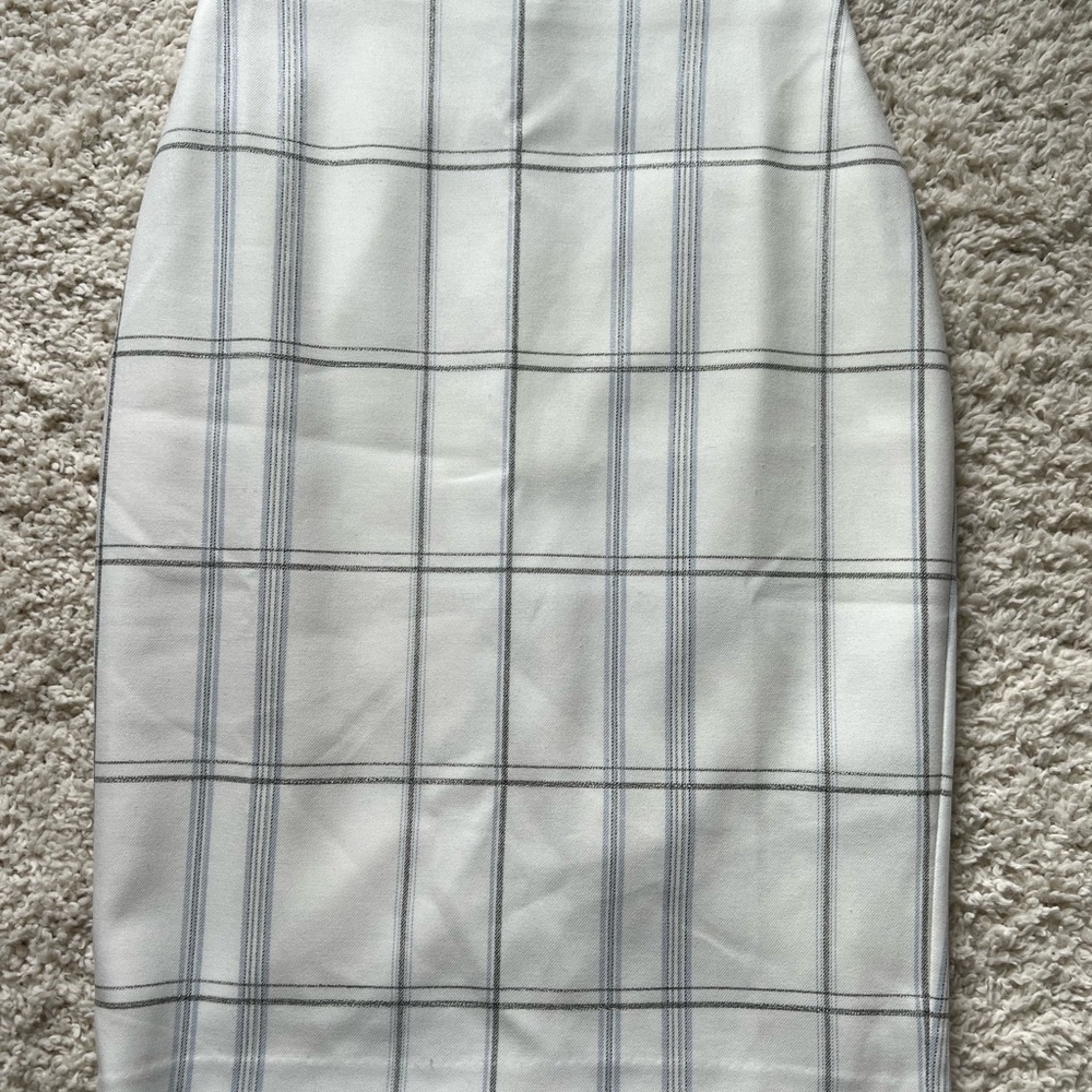 Whitehouse Blackmarket pencil skirt
